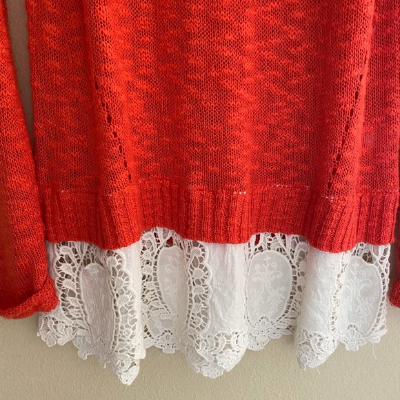⬇️PRICE DROP⬇️ Democracy Dark Coral Lace Trim Sweater Size M - Picture 2 of 4